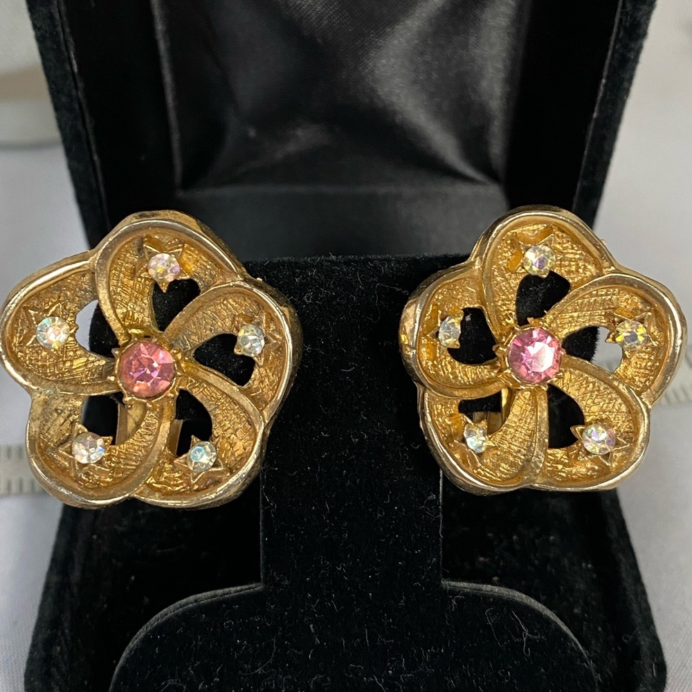 Vintage flower style earrings with rhinestone accents
